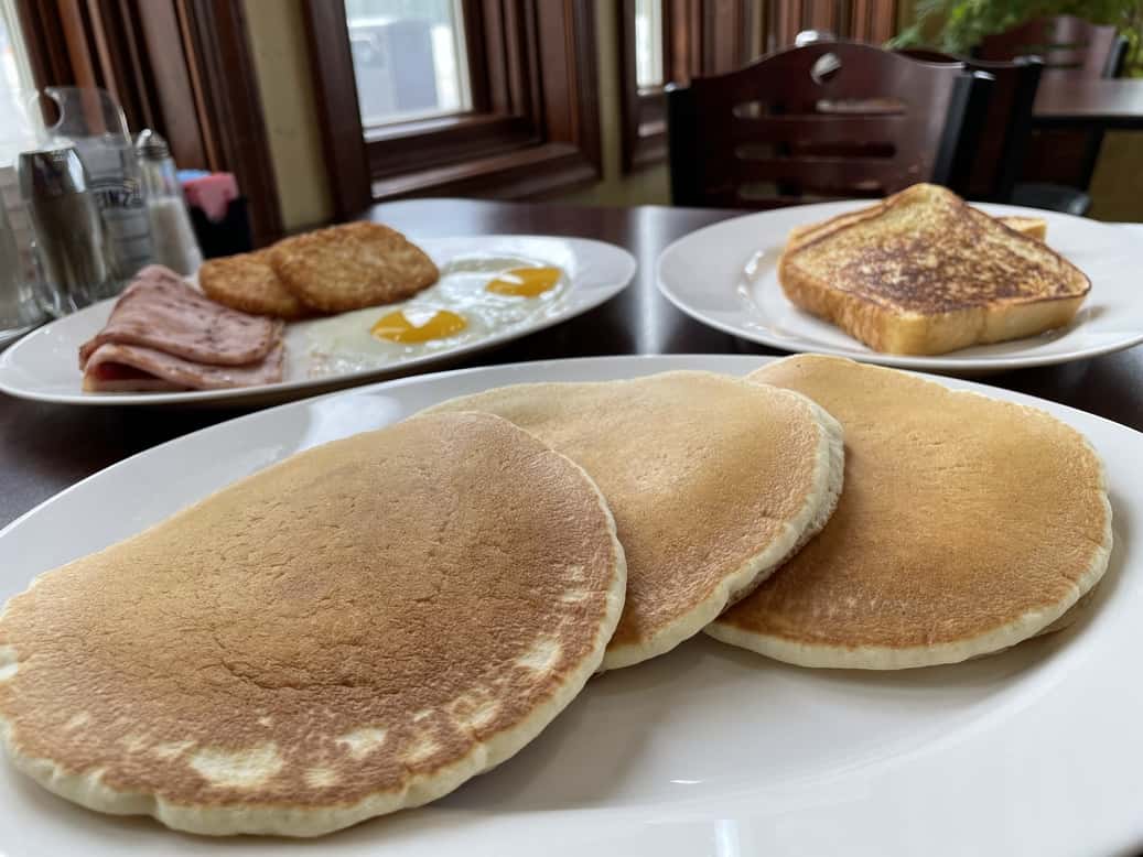pauline's deli pancakes in norristown